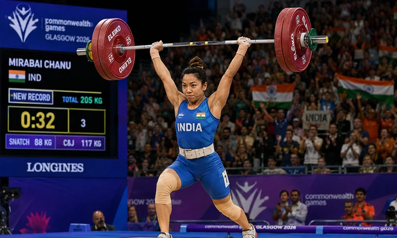 Mirabai Chanu performing clean and jerk in international competition